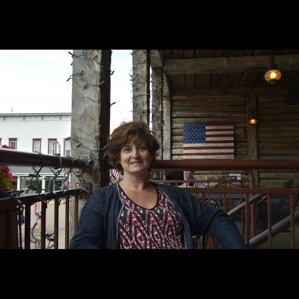 Meet your Posher, Marisa